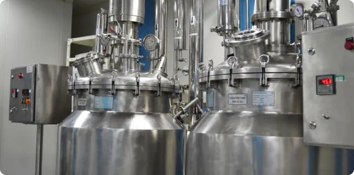 Stainless steel bioreactors used in pharmaceutical manufacturing for peptide and protein drug development